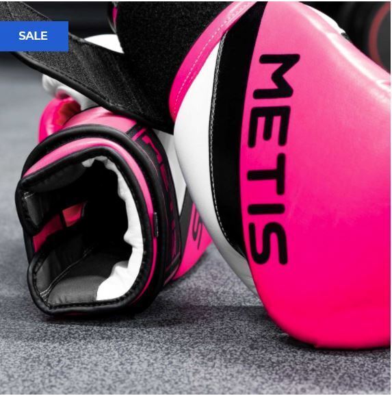 Metis Boxing Gloves [Colour: Black]