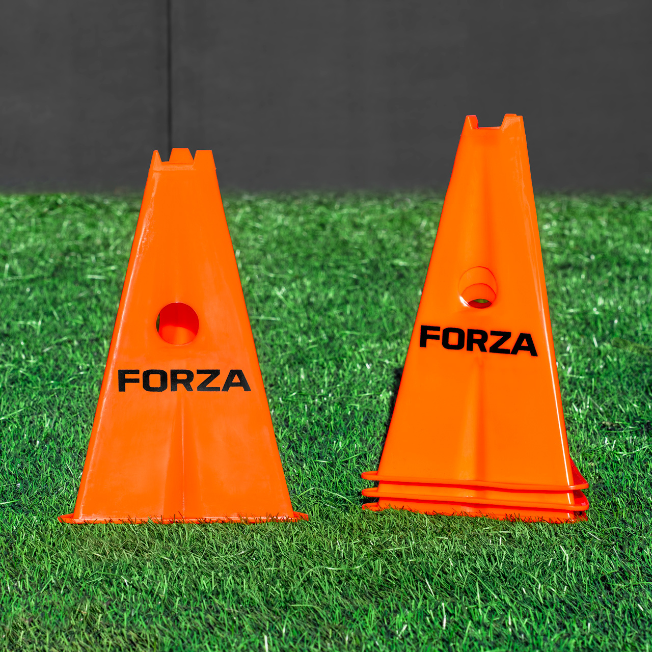 FORZA Pro Tri Marker Cones [4/8 QTY] [Pack Size:: Pack of 4] [Optional Base:: Yes]